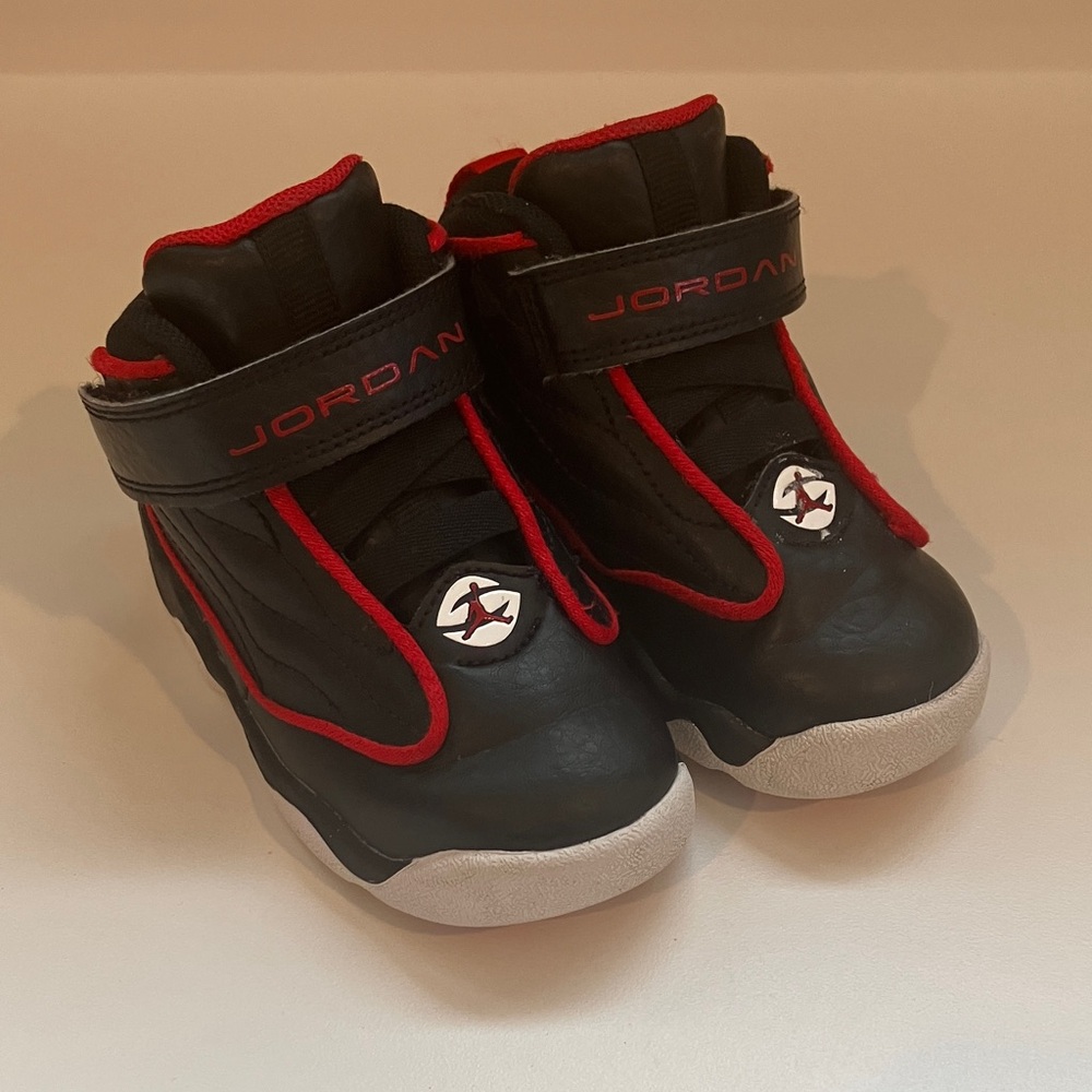 Jordan Kids Black and Red Sneakers